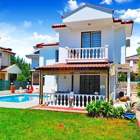Villa Scott